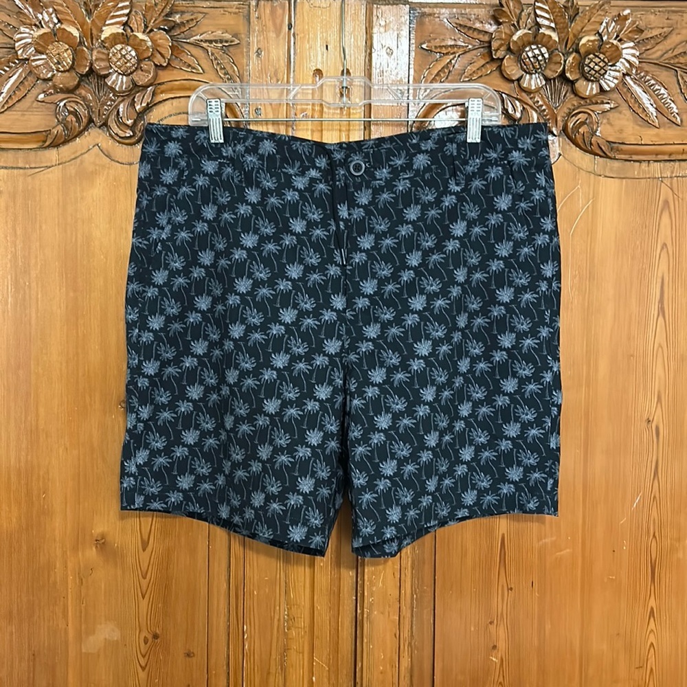 All In Motion Shorts Hybrid Men’s Shorts - Picture 2 of 7